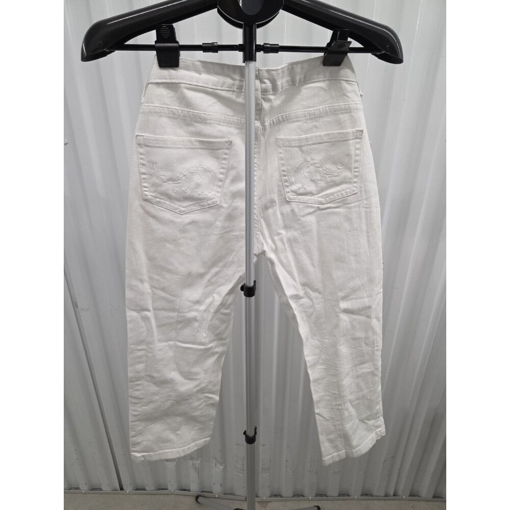ISIS Women's White Cropped Jeans Size 29 Regular Stretch Denim Embroidered
